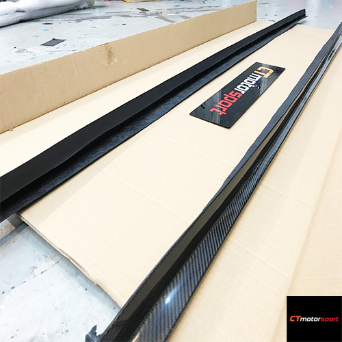 BMW F10 5 Series Installed 3D Carbon Fiber Side Skirt Lip 